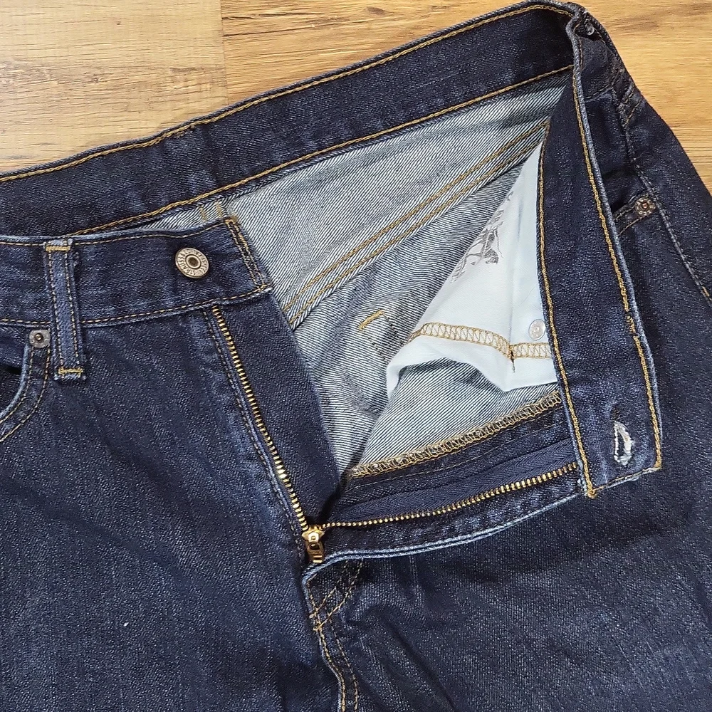 LEVI'S 559 Relaxed Fit Straight Leg Blue Denim Jeans 32x34 - Picture 3 of 15